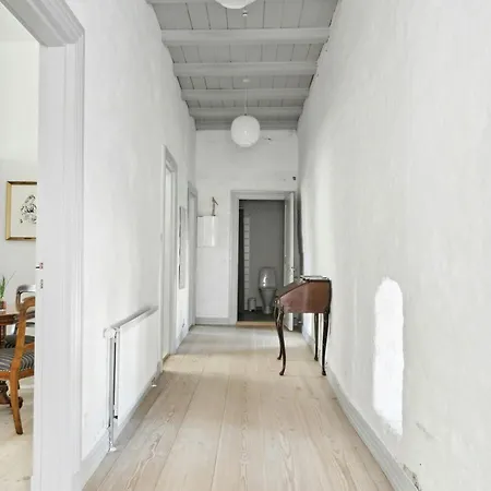 Unique At Odden Manor & Museum